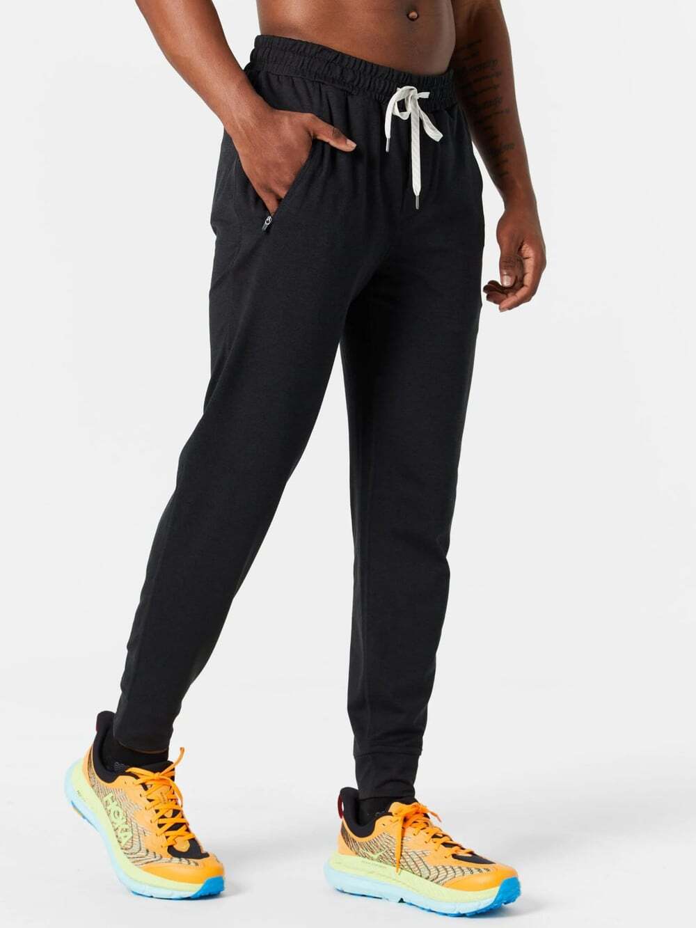 VUORI Ponto Performance Men's Size L Black Joggers Style #V438 Athletic Comfy